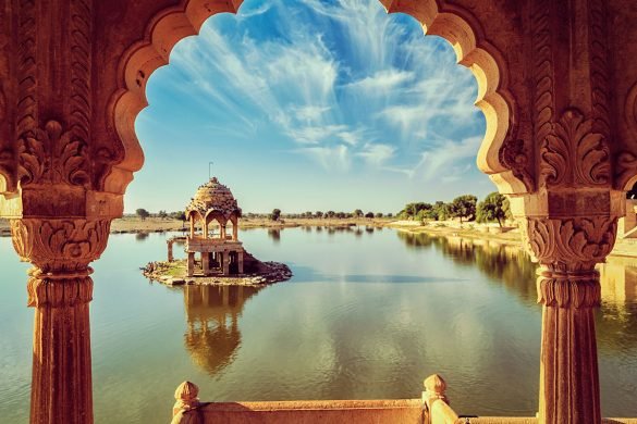 Gadisar lake